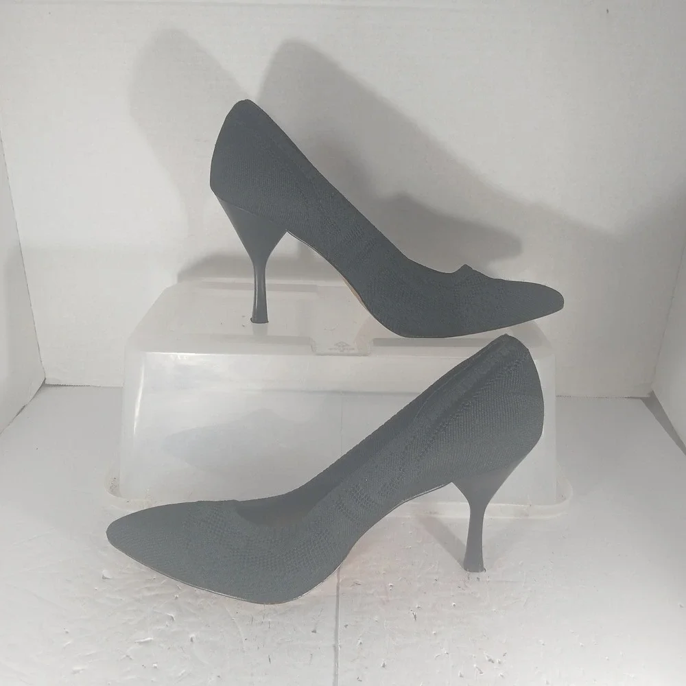 Vince Camuto Knit Pointed Toe Pumps 9 Black Stiletto Office Siren Corpcore Chic
